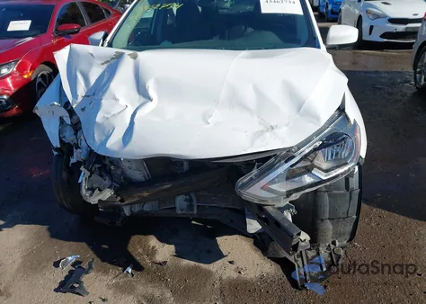 2017 Nissan Sentra Sv z USA, uszkodzony, nr VIN 3N1AB7AP8HL653292